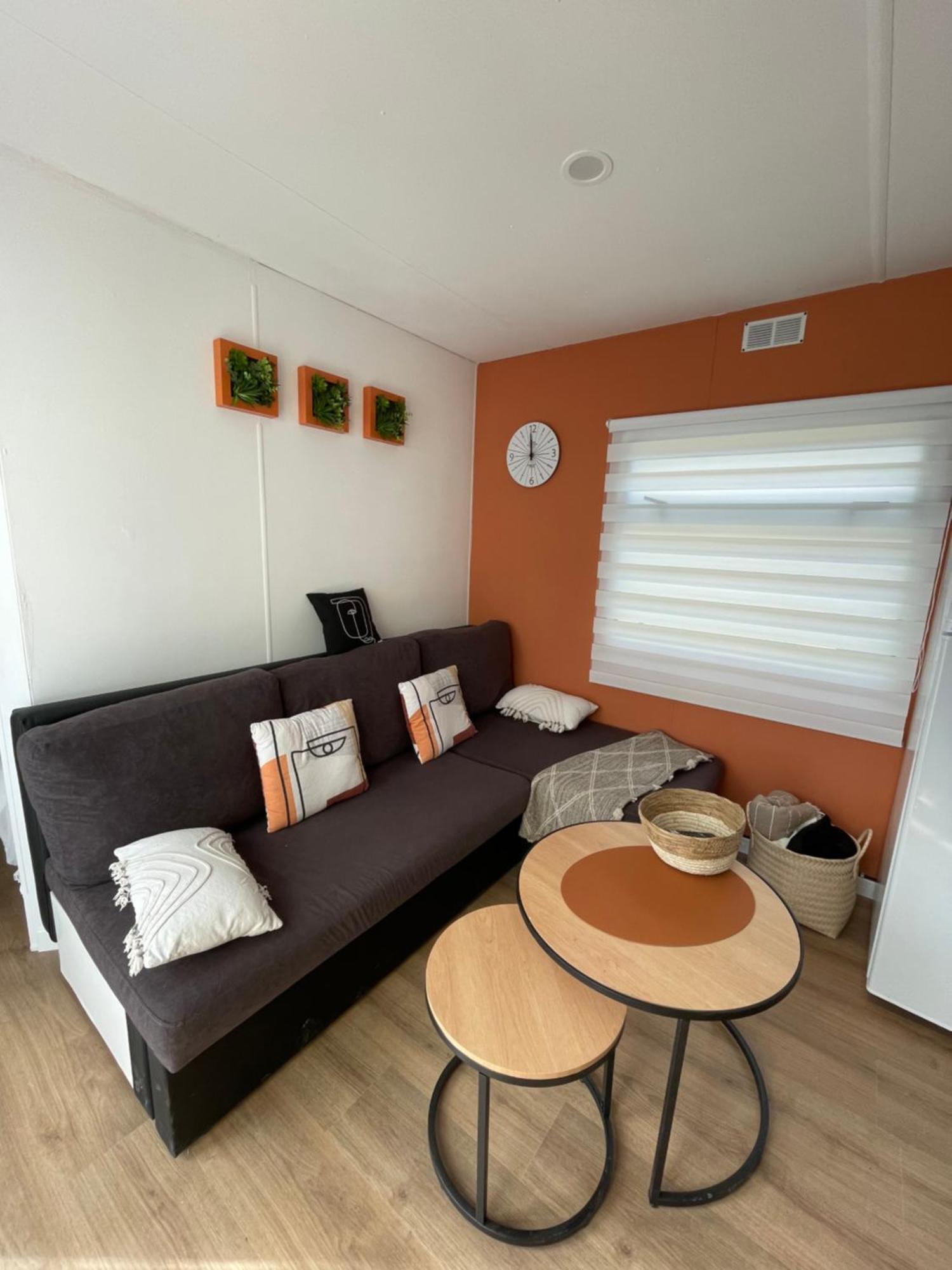 Camping Des Acacias Saint-Paulet-de-Caisson ภายนอก รูปภาพ